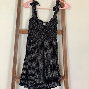 Billabong Romper 
Size S